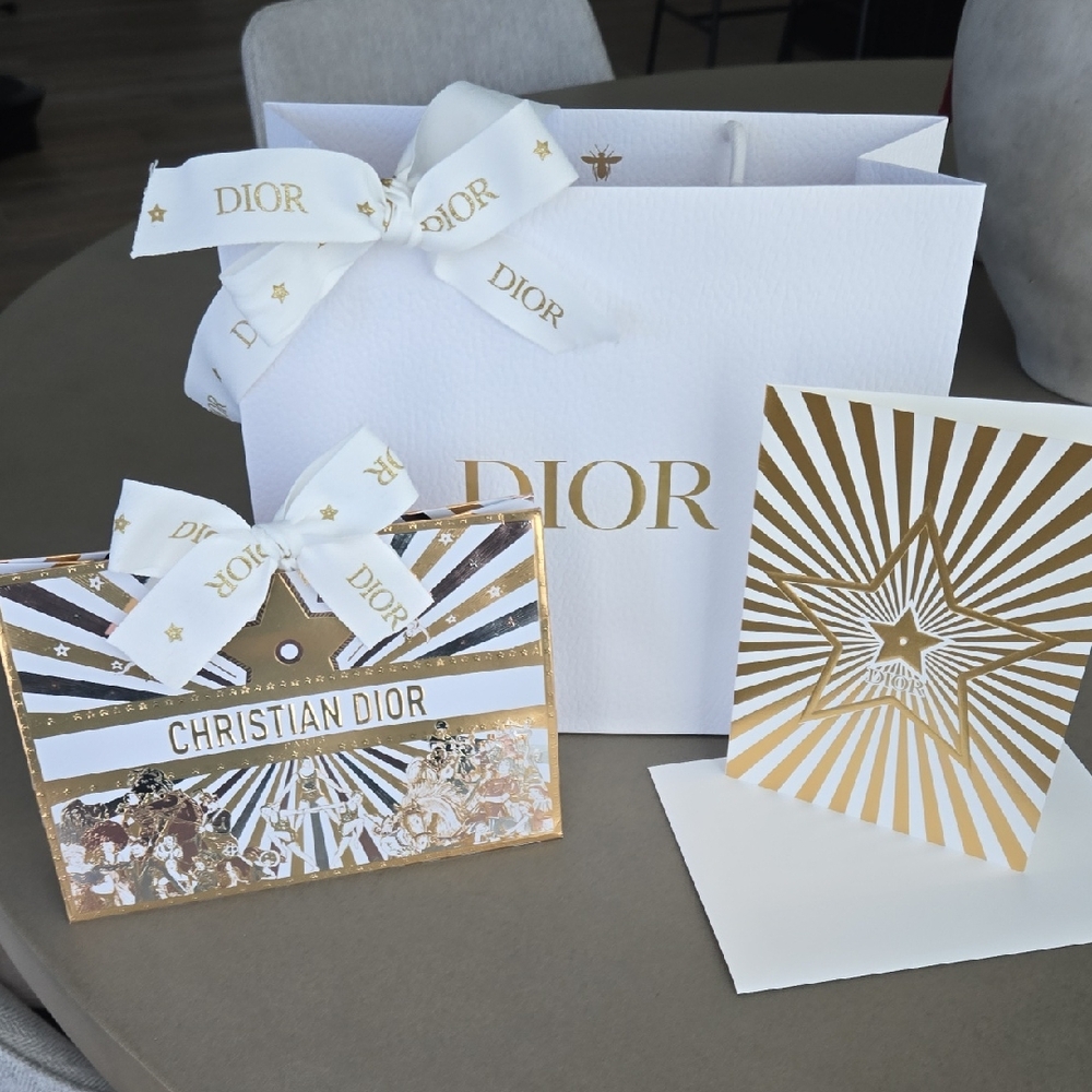 New Chic Dior set gold star design 2025 Dior pouch, Bag, Ribbon Card & Envelope - Picture 1 of 12